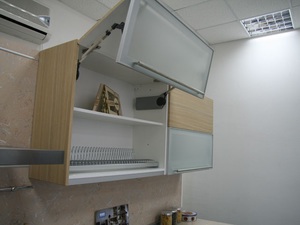 Тип навесного шкафа на кухне