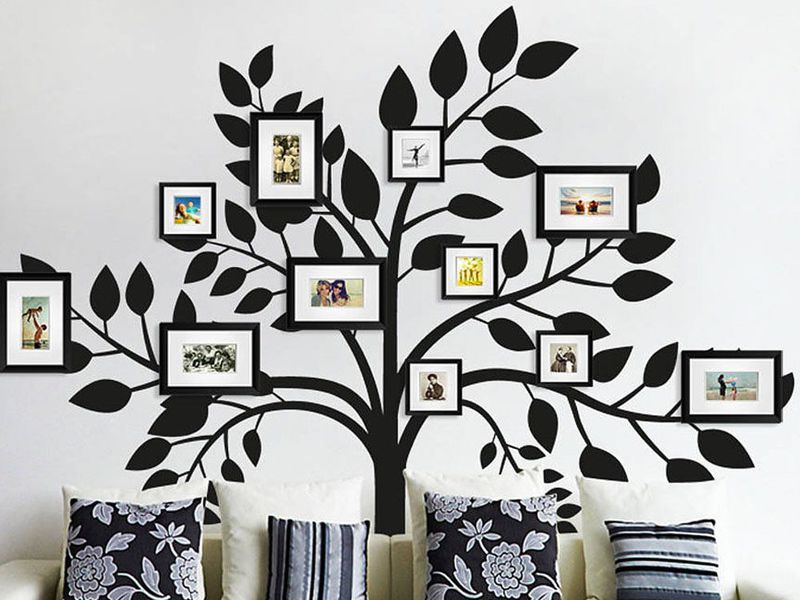 Семейное древо на стене