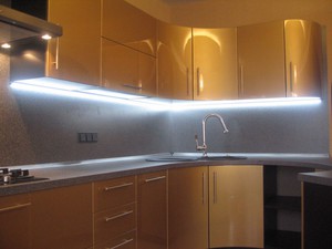 Устройство подсветки на кухне