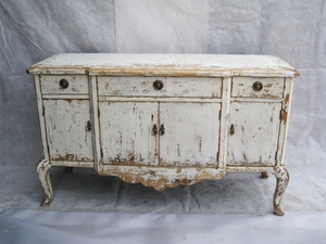 Реставрация старой мебели  - дарим вторую жизнь диванам и креслам